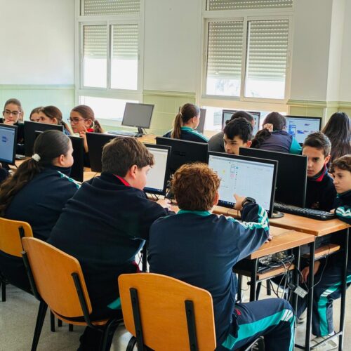 Colegio en el Centro de Sevilla con Educación Secundaria.